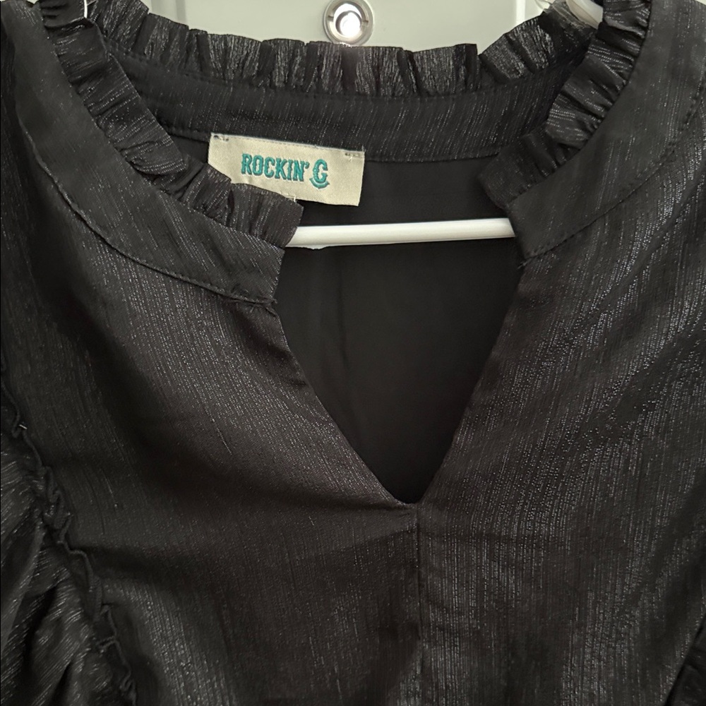 Chic Black Ruffled Blouse - Picture 2 of 6